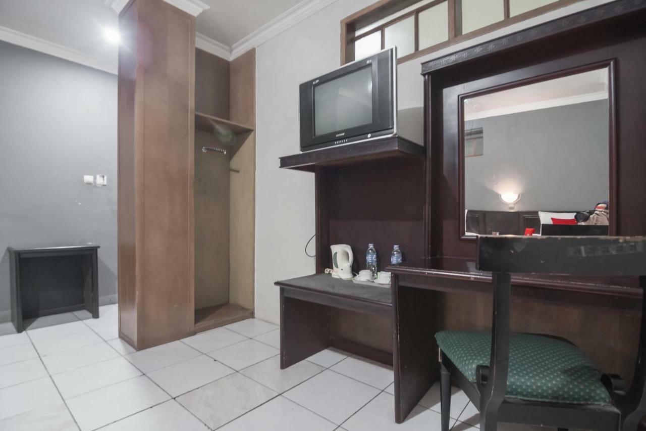 Reddoorz @ Cihampelas Bandung Zewnętrze zdjęcie