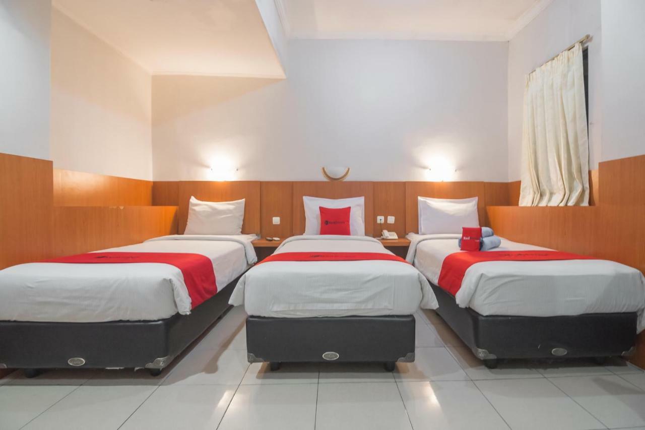 Reddoorz @ Cihampelas Bandung Zewnętrze zdjęcie