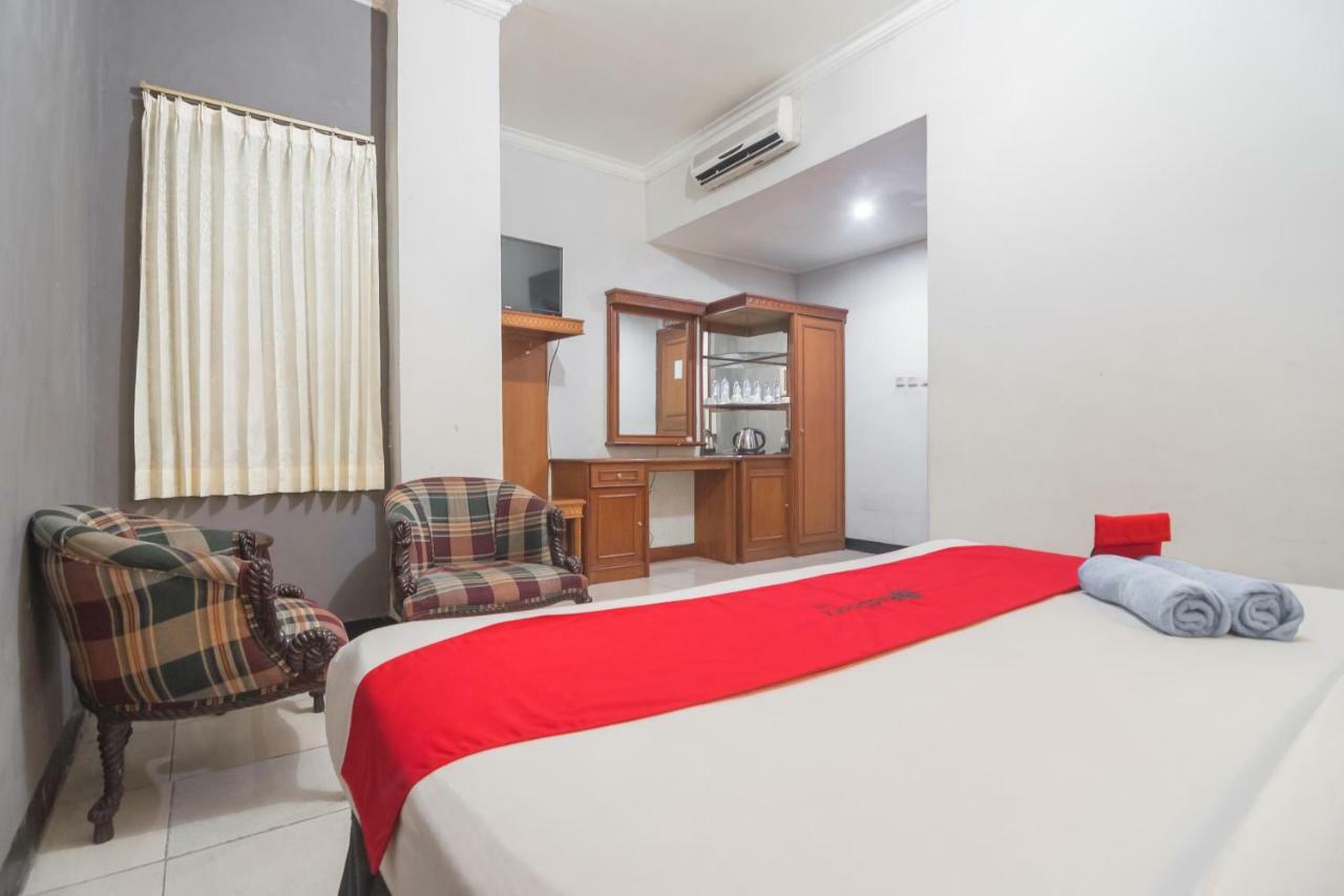 Reddoorz @ Cihampelas Bandung Zewnętrze zdjęcie