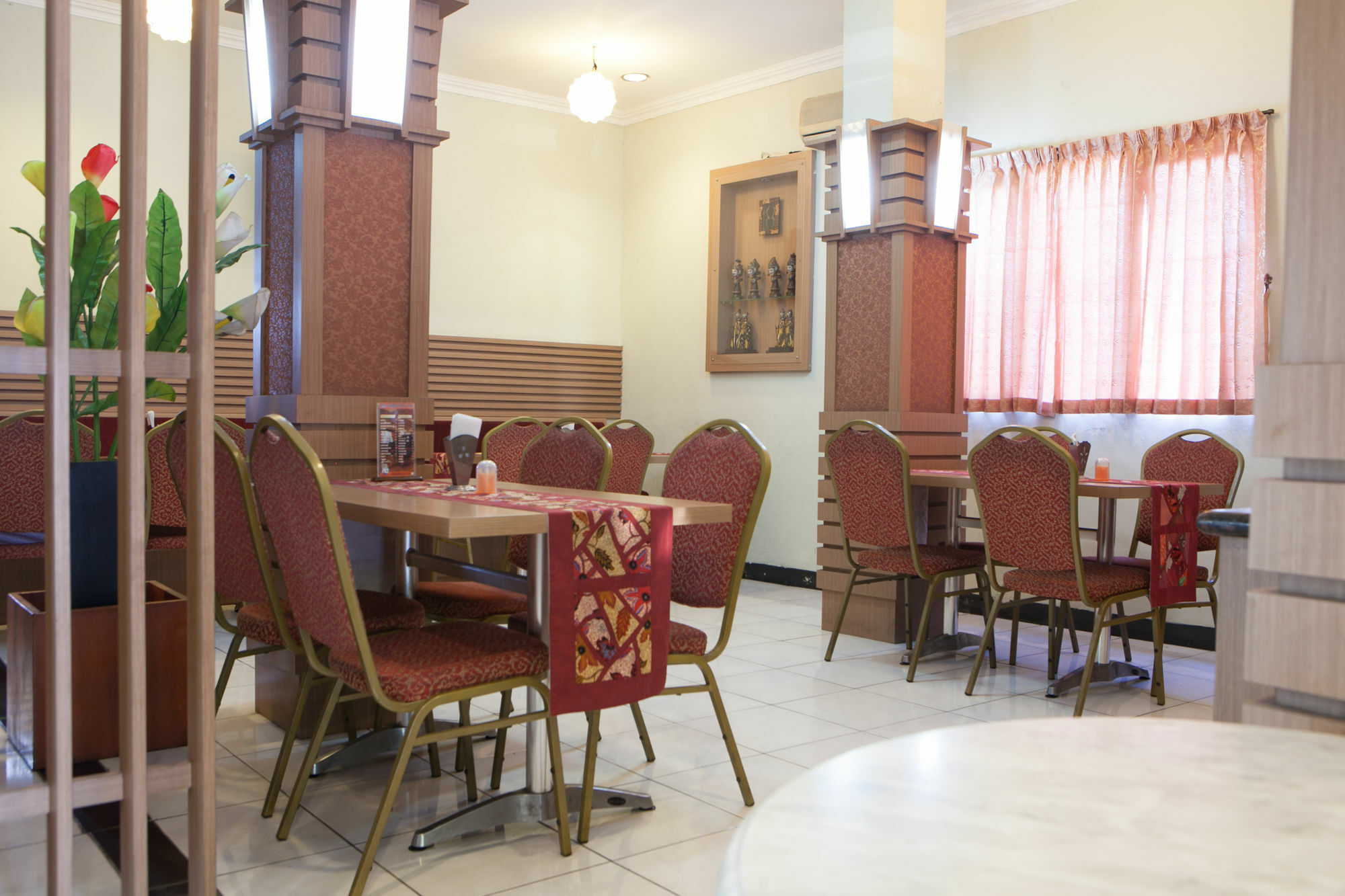 Reddoorz @ Cihampelas Bandung Zewnętrze zdjęcie