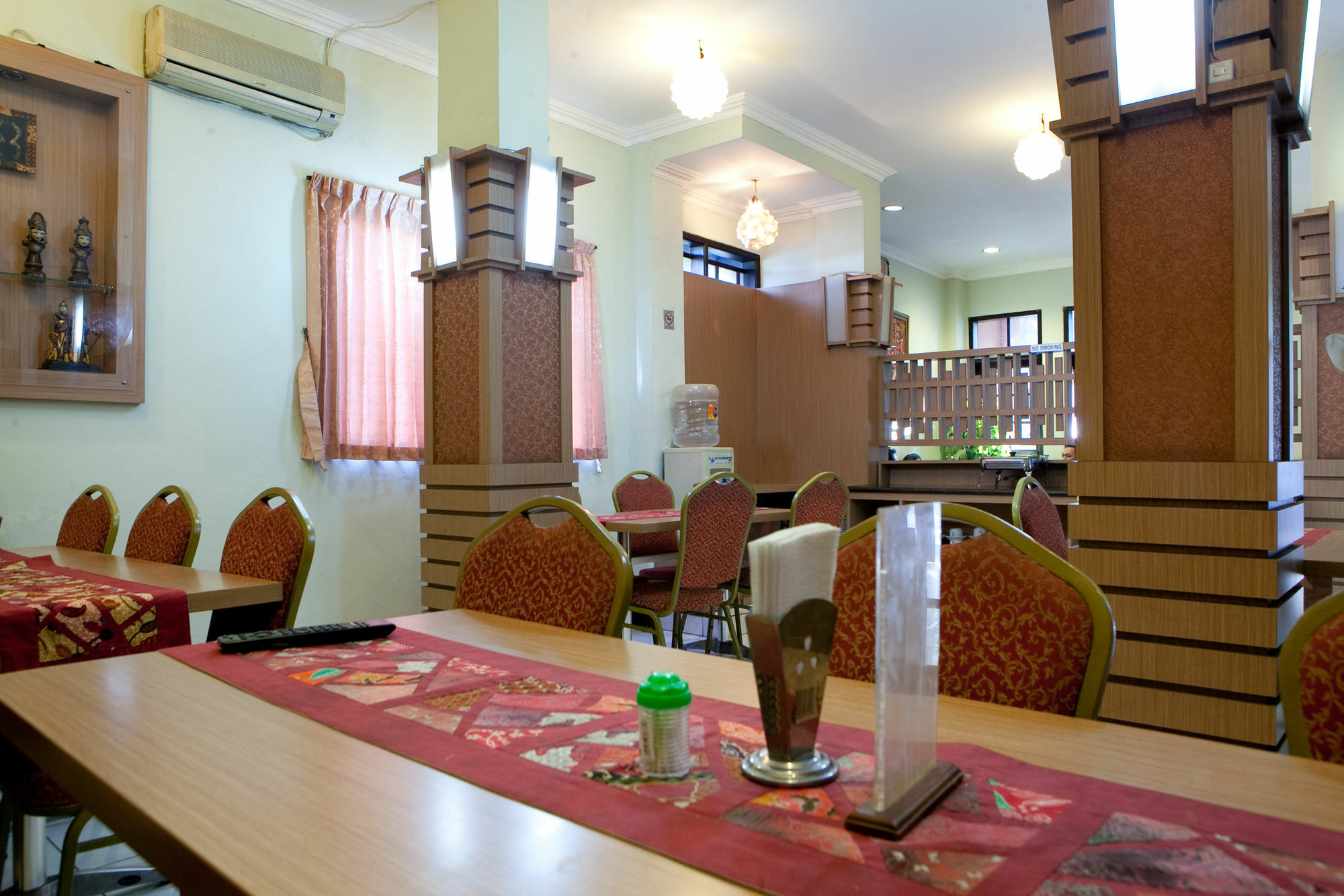 Reddoorz @ Cihampelas Bandung Zewnętrze zdjęcie