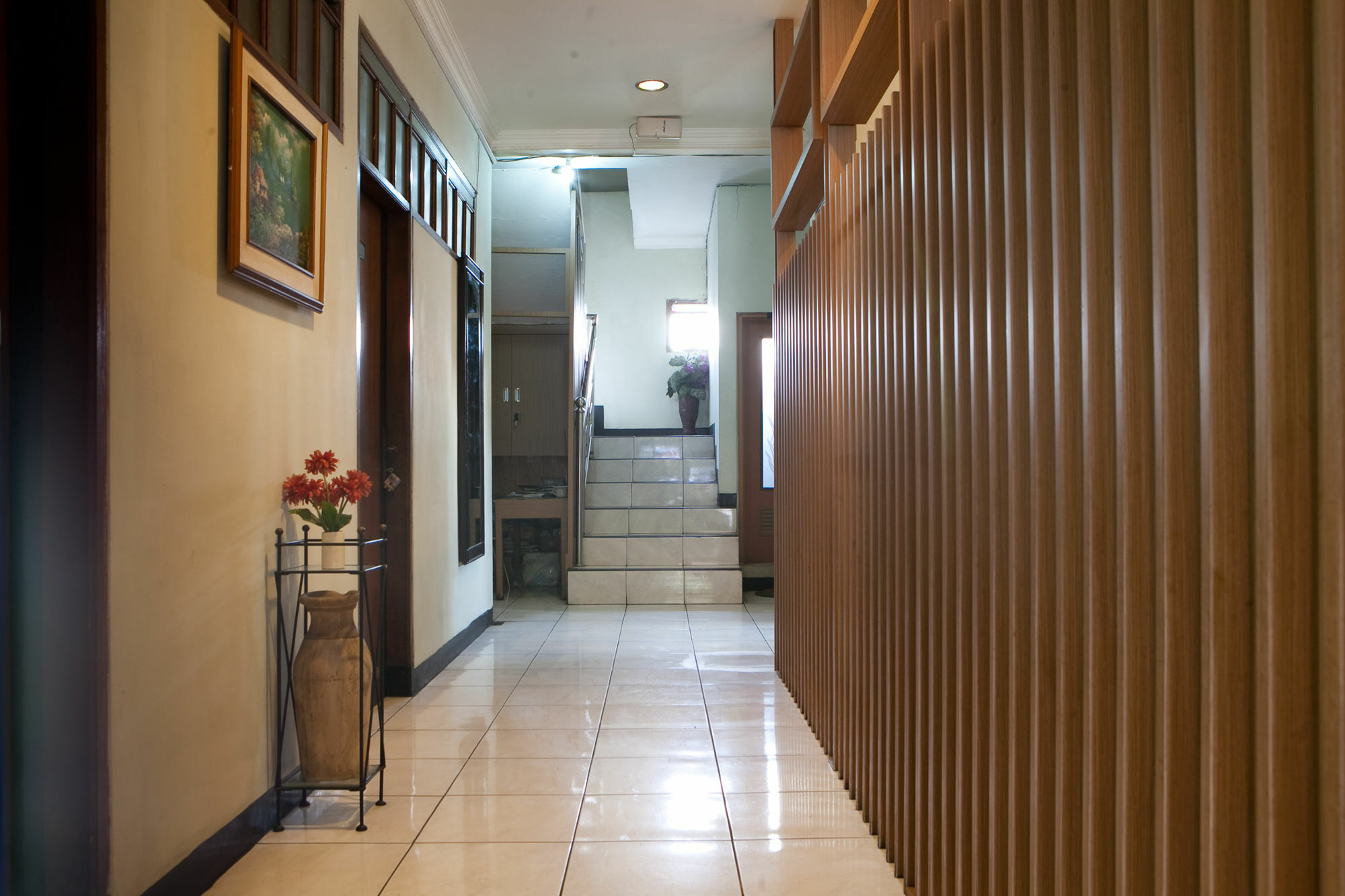 Reddoorz @ Cihampelas Bandung Zewnętrze zdjęcie